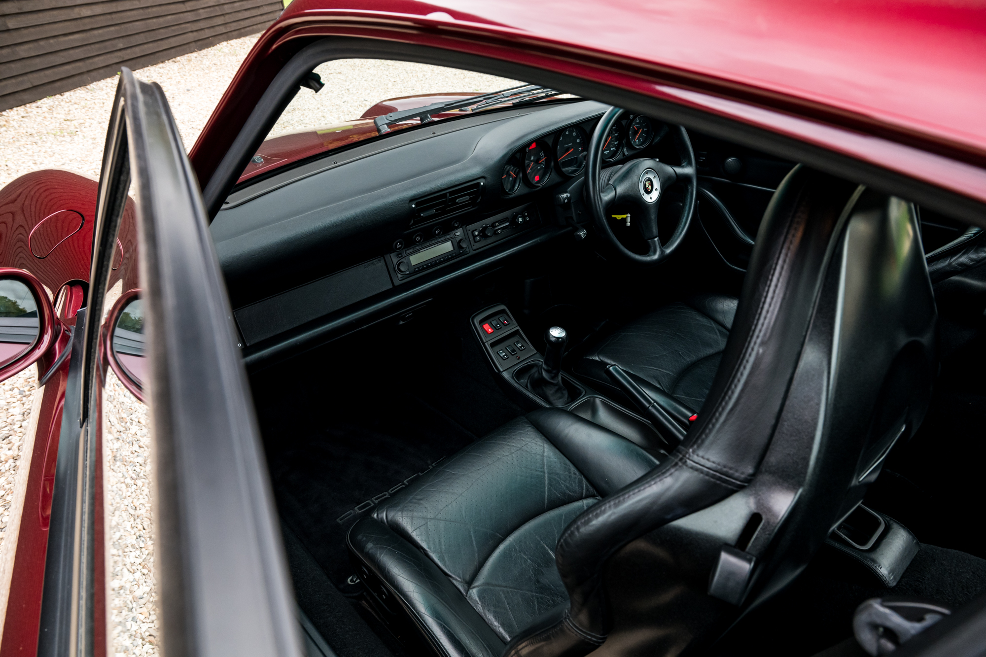 Porsche 993 Turbo 1995 Coupe Arena Red